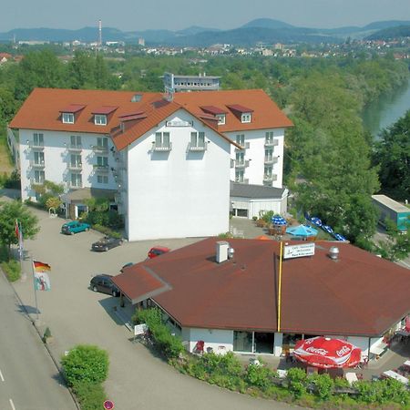 Tiptop Hotel Am Hochrhein Бад-Зеккінген Екстер'єр фото