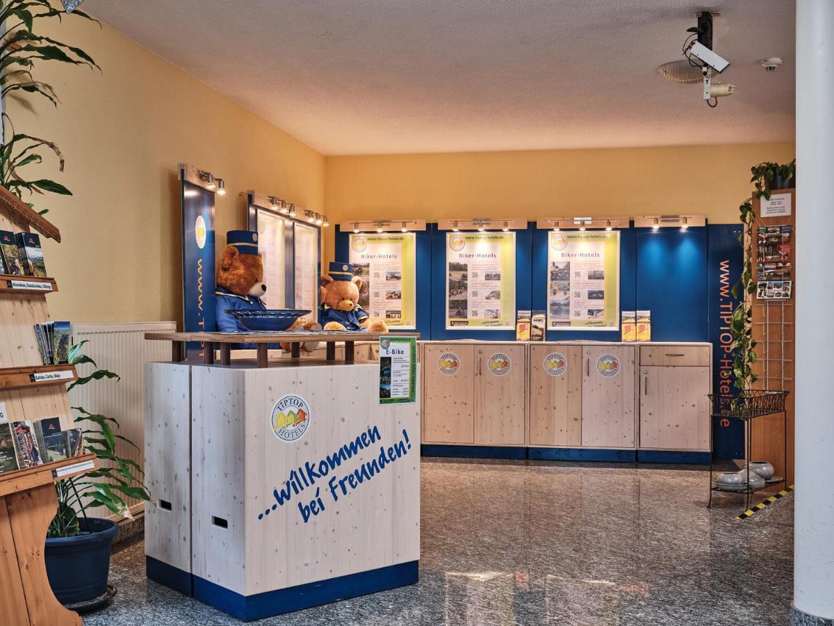 Tiptop Hotel Am Hochrhein Бад-Зеккінген Екстер'єр фото