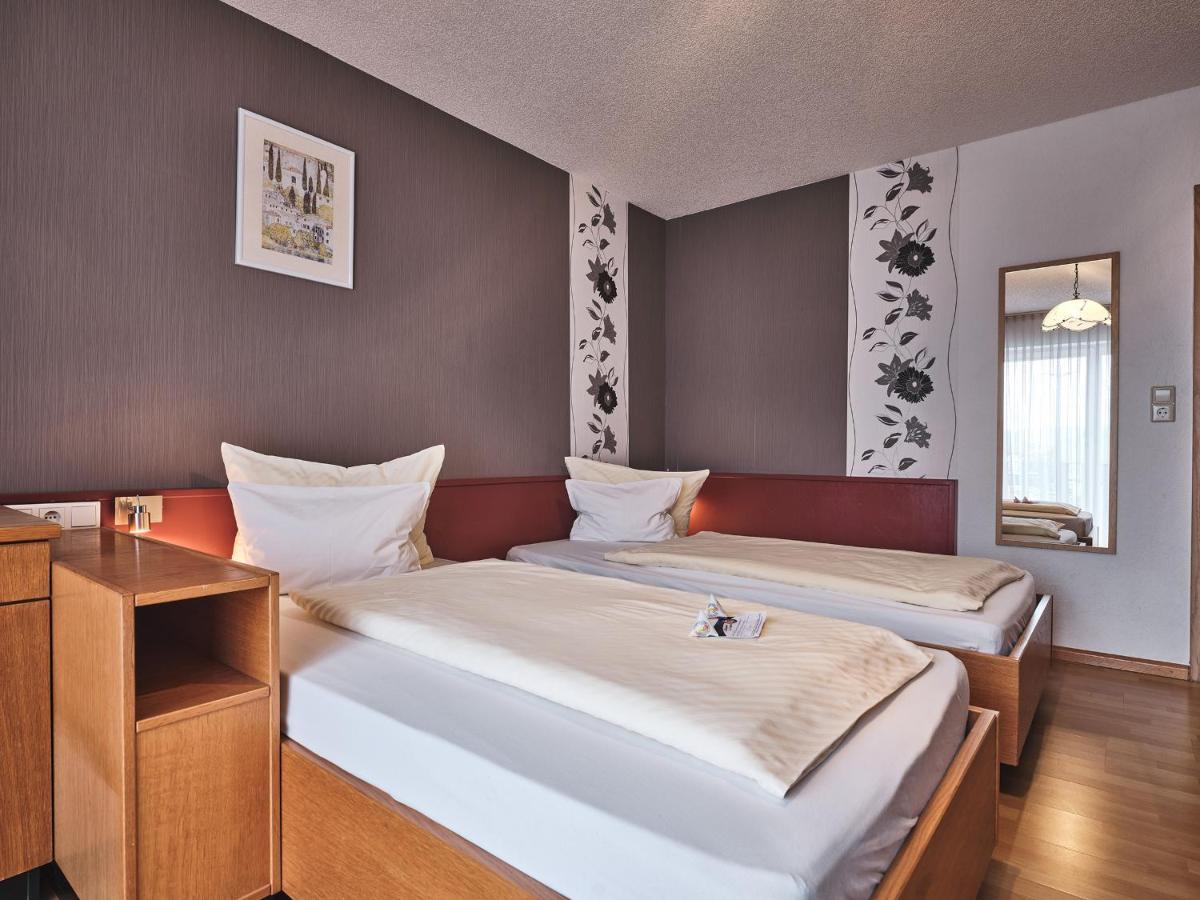 Tiptop Hotel Am Hochrhein Бад-Зеккінген Екстер'єр фото