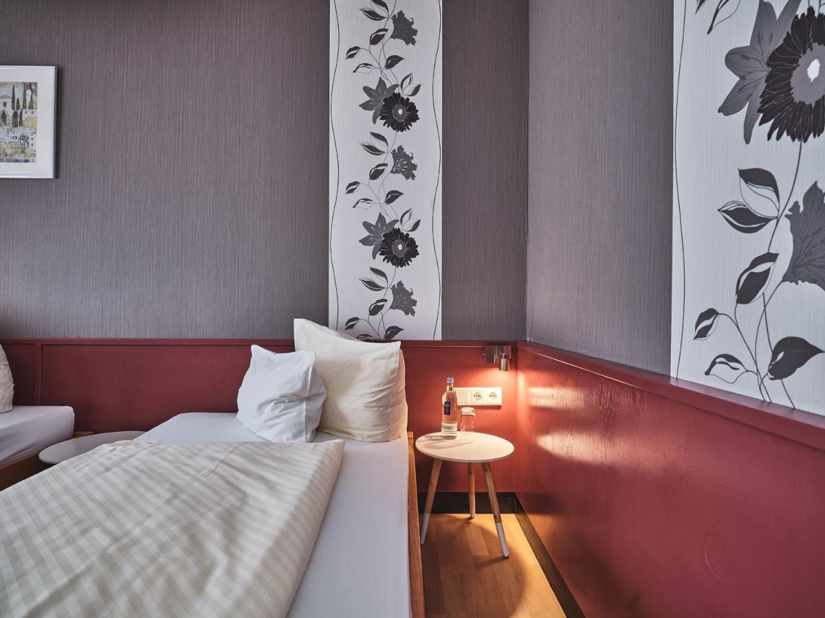 Tiptop Hotel Am Hochrhein Бад-Зеккінген Екстер'єр фото