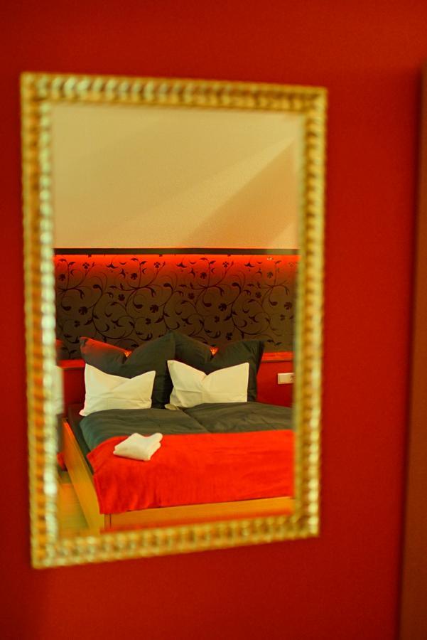 Tiptop Hotel Am Hochrhein Бад-Зеккінген Екстер'єр фото